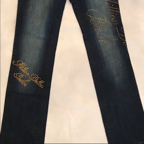 Unique Million Dollar Babe Rhinestone & Metal Stud Embellished Blue Jeans Money - Picture 3 of 16